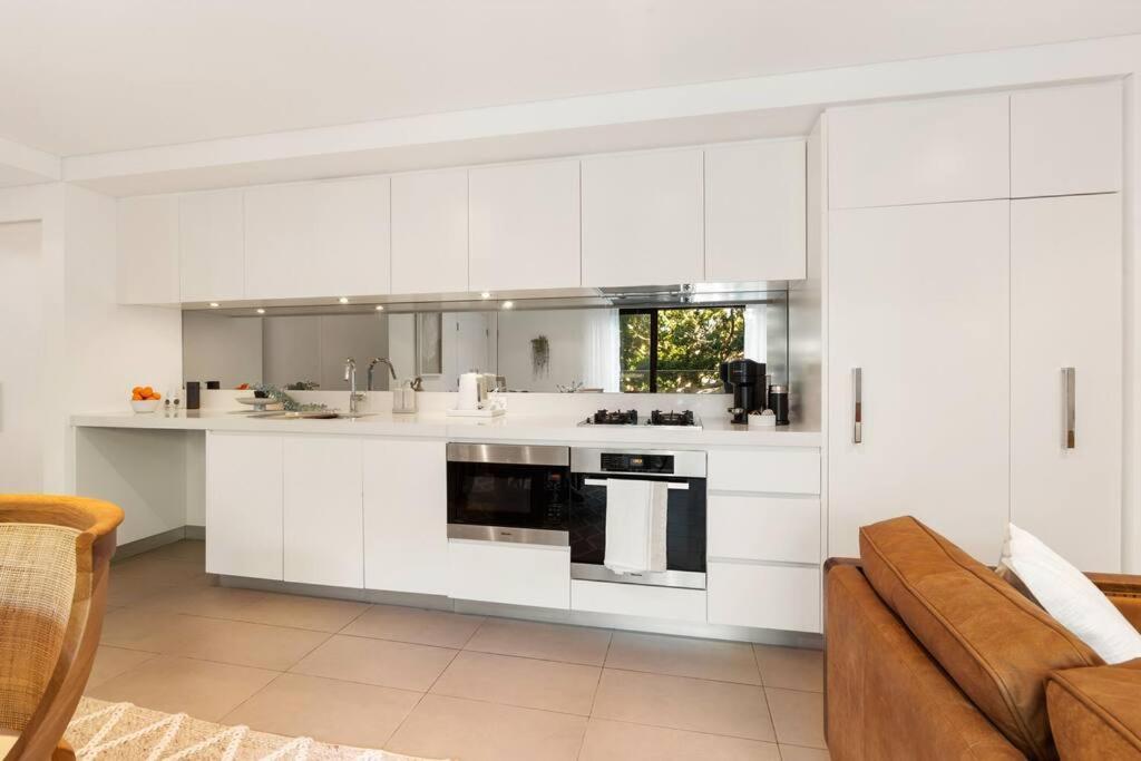 Apartment Vogue Charm W Light, Aspect, Ac Sydney